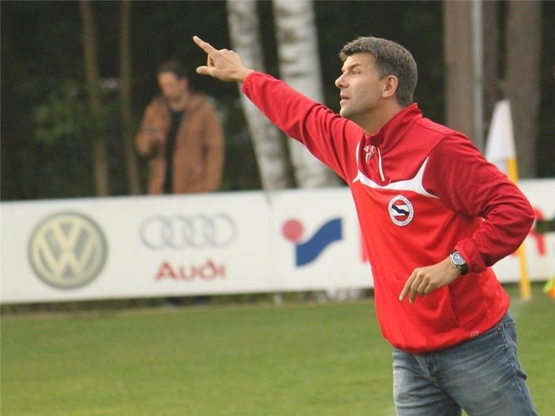 Apensen und Immenbeck lassen in Aufstiegsrunde Punkte Immenbecks Teammanager Michael Rump wünscht sich ein „gesundes Derby“ am Freitagabend. Foto Bröhan