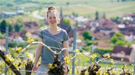 Immer mehr Frauen in Deutschland entscheiden sich Winzerin zu werden, so auch Hanna Nunkesser.