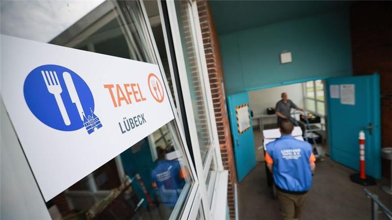 Wartelisten bei Tafeln im Norden wegen zu hoher Nachfrage Immer mehr Menschen im Norden wollen die Unterstützung von Tafeln in Anspruch nehmen (Archivfoto).