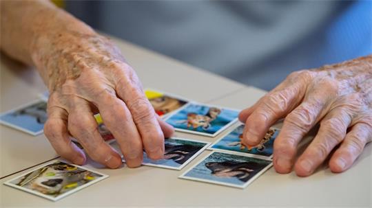 Immer mehr Menschen werden pflegebedürftig. (Archivbild)