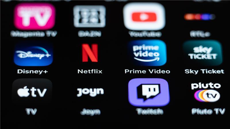 Wie sich die DFL auf Netflix, Disney und Apple vorbereitet Immer mehr Streaminganbieter setzten auf Sport.