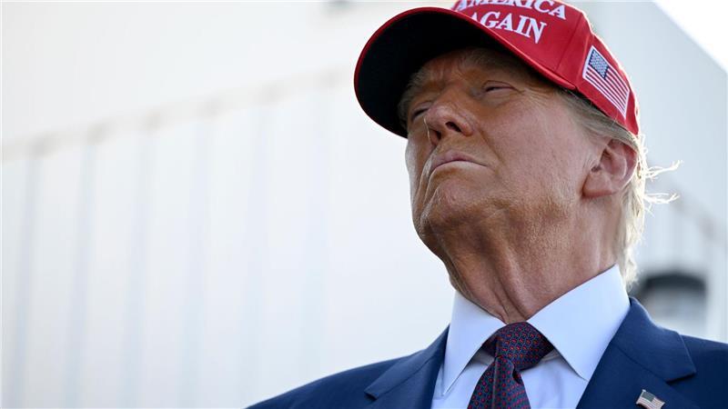 Experten: Trumps Forschungsfeindlichkeit hat Folgen für Alle Immer neue Stellenstreichungen und Budgetkürzungen werden für die US-Forschung festgelegt, zudem wandte sich Trump von der Weltgesundheitsorganisation und dem Pariser Klimaabkommen ab.