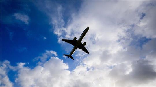 Immer weniger Menschen fliegen innerhalb Deutschlands.