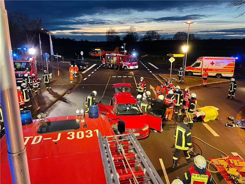 Immer wieder kracht es auf der Kreuzung in Kammerbusch. Foto: Feuerwehr