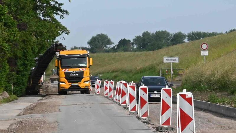 Gefahr für Bauarbeiter: Autofahrer ignorieren K39-Sperrung Immer wieder missachten Autofahrer das Durchfahrtsverbot.