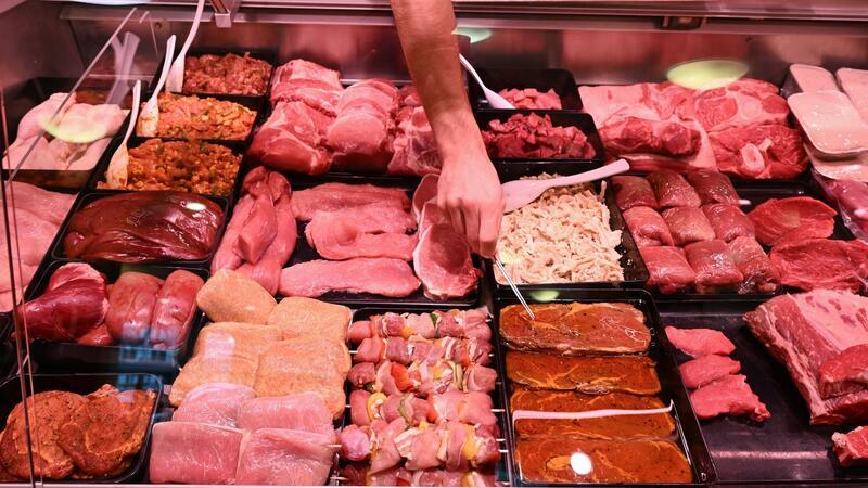 Özdemir zum Fleischverzehr: „Weniger, dafür bewusster“ Immmer mehr Deutsche wollen bewusster Fleisch konsumieren.