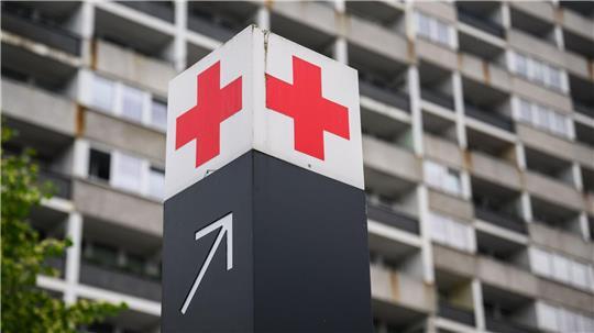 In 13 Kliniken Niedersachsens wurden bislang 108 ukrainische Kriegsverletzte versorgt. (Symbolbild)