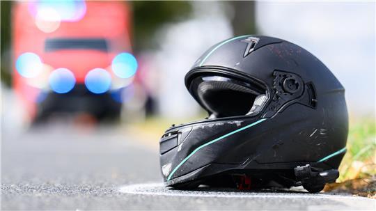 In Asendorf (Kreis Harburg) ist ein 16-Jähriger mit seinem Motorrad schwer verunglückt.