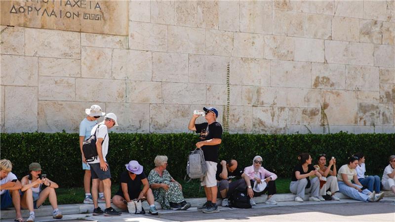 Hitze lähmt Südosten Europas: Tote in Italien und der Türkei In Athen lässt es sich nicht mal im Schatten wirklich aushalten