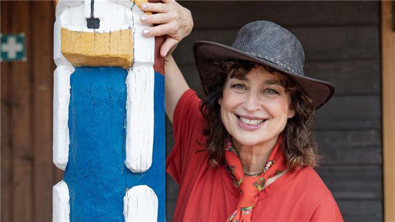 In Bad Segeberg kann Isabel Varell ihre Vielseitigkeit zeigen: Auch Singen und Tanzen gehören zu ihrer Rolle. 