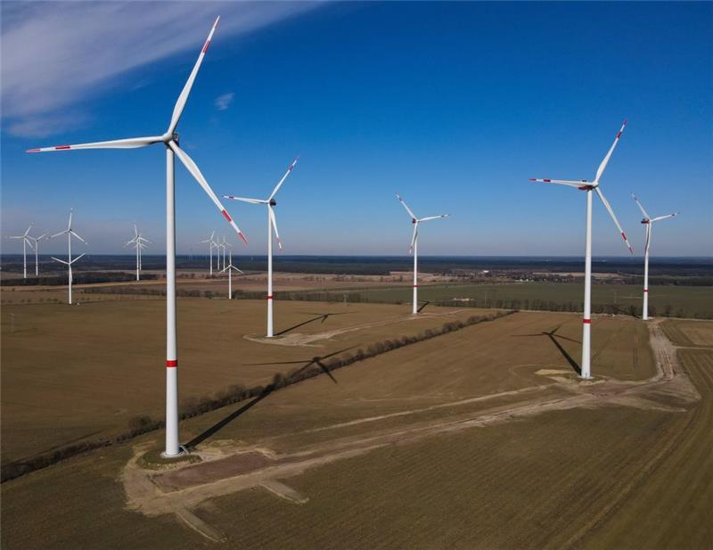 In Balje-Hörne wird es voraussichtlich keine Vorrangfläche für Windenergie geben (Symbolbild). Foto: Patrick Pleul/dpa-Zentralbild/dpa