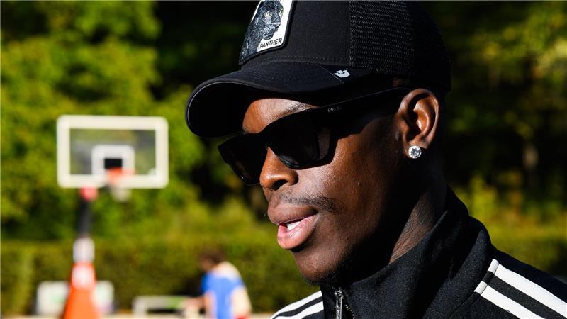 Europameister Schröder will mit neuem NBA-Team in Playoffs In Braunschweig sprach Dennis Schröder über die Ziele mit seinem neuen NBA-Team.
