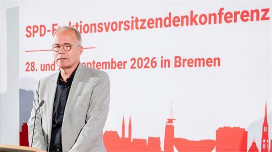 In Bremen kamen die Vorsitzenden der SPD-Fraktionen des Bundestages, des Europäischen Parlaments, des Abgeordnetenhauses, der Bürgerschaften und Landtage zusammen.