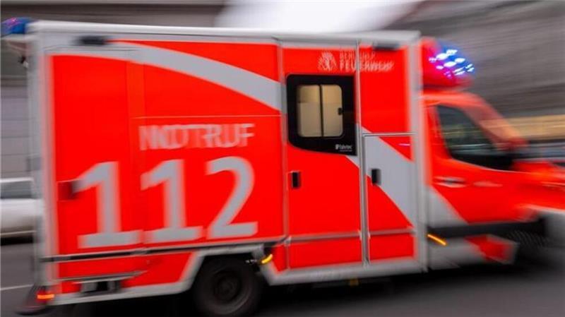 In Bremerhaven musste die Besatzung eines Rettungswagens am Dienstagabend einer Schwangeren helfen.
