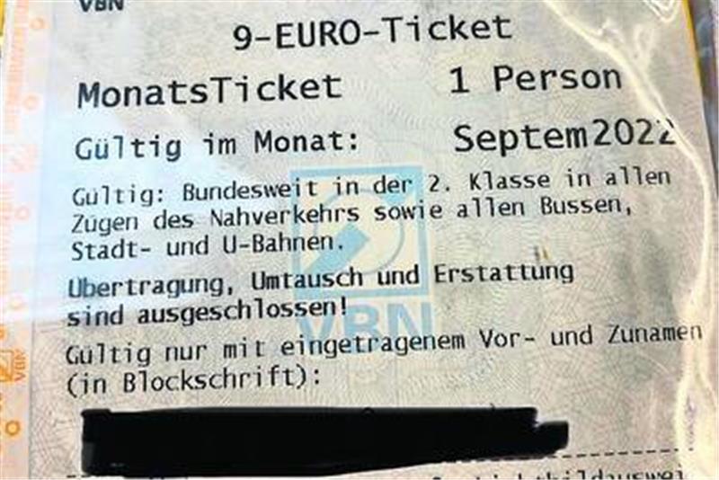 Kuriose Panne: 9-Euro-Tickets für September in Bremerhaven verkauft In Bremerhaven sind versehentlich 9-Euro-Tickets für September verkauft worden. Foto: privat