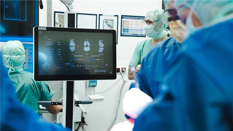 In Buxtehude werden aktuell rund 90 Prozent der Knie mit Roboter-Unterstützung operiert.