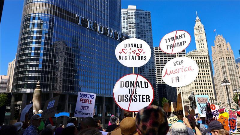 Mögliche Militär-Pläne in Chicago: Trump zündelt erneut In Chicago kocht die Stimmung hoch. (Archivbild)