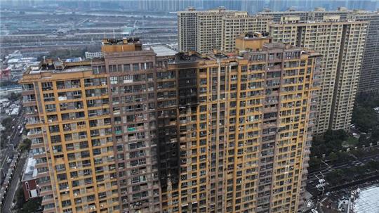In China kommt es aufgrund der mangelhaften Einhaltung von Sicherheitsstandards immer wieder zu Wohnhausbränden mit mehreren Toten.