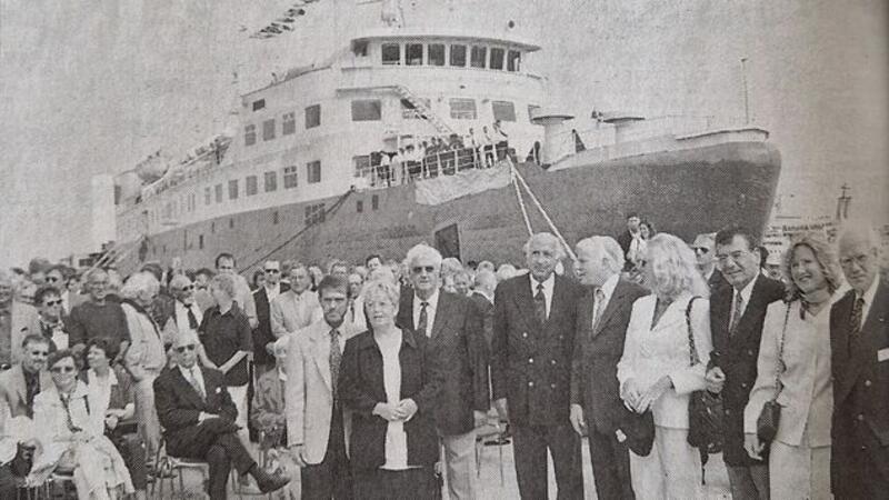 In Cuxhaven wurde von Voß und Harms 1999 im Beisein zahlreicher Gäste die "Hinrich-Wilhelm-Kopf"-Fähre vorgestellt. Foto: In Cuxhaven wurde von Voß und Harms 1999 im Beisein zahlreicher Gäste die "Hinrich-Wilhelm-Kopf"-Fähre vorgestellt.