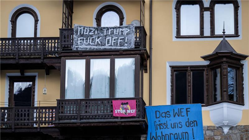 In Davos sehen einige Einwohner die jährliche Veranstaltung kritisch.