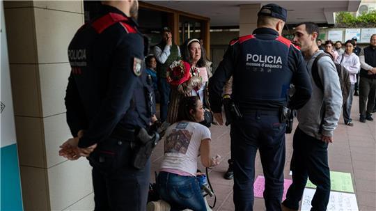 In Deutschland ist aktive Sterbehilfe strafbar.