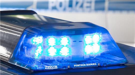 In Dissen werden vier Menschen bei einem Unfall schwer verletzt. (Symbolbild)