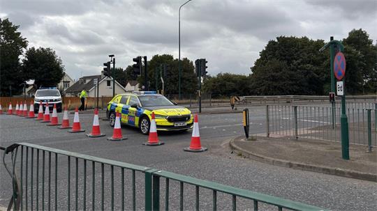 In England ist es bei einer Verfolgungsfahrt zu einem schweren Unfall gekommen.  