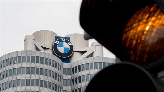 In Europa und den USA hat sich BMW solide geschlagen - in China geht es dagegen drastisch nach unten. (Archivbild)
