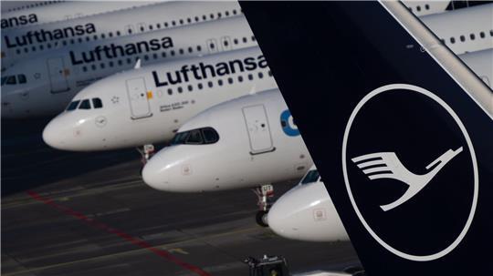 In Frankfurt bleiben viele Lufthansa-Jets stehen.