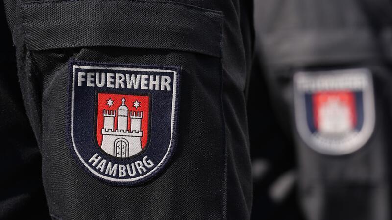 In Hamburg-Finkenwerder ist es zu einer Verpuffung gekommen, bei der mindestens ein Mensch verletzt wurde. (Symbolbild)