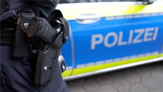 In Hamburg-Harburg wird ein Mann durch einen Schuss ins Bein verletzt. (Symbolbild)