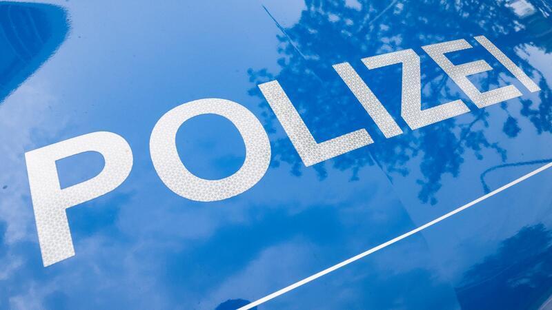 Anlagebetrug in Millionenhöhe? Polizei verhaftet Finanzmakler in Hamburg In Hamburg ist ein Finanzmakler verhaftet worden, ihm wird Anlagebetrug vorgeworfen. (Symbolbild)