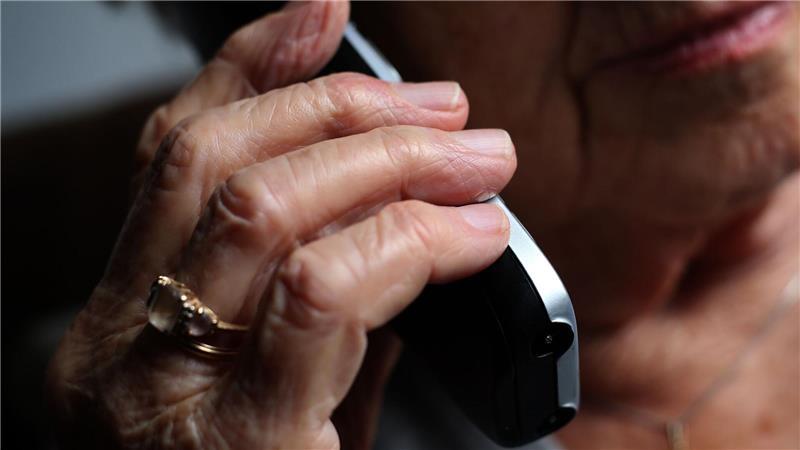 84-Jährige bei Schockanruf um 150.000 Euro betrogen In Hamburg ist eine 84-Jahre alte Frau um 150.000 Euro betrogen worden (Symbolbild).