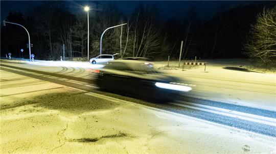 In Hamburg und Schleswig-Holstein ist in der Nacht der erste Schnee liegen geblieben.