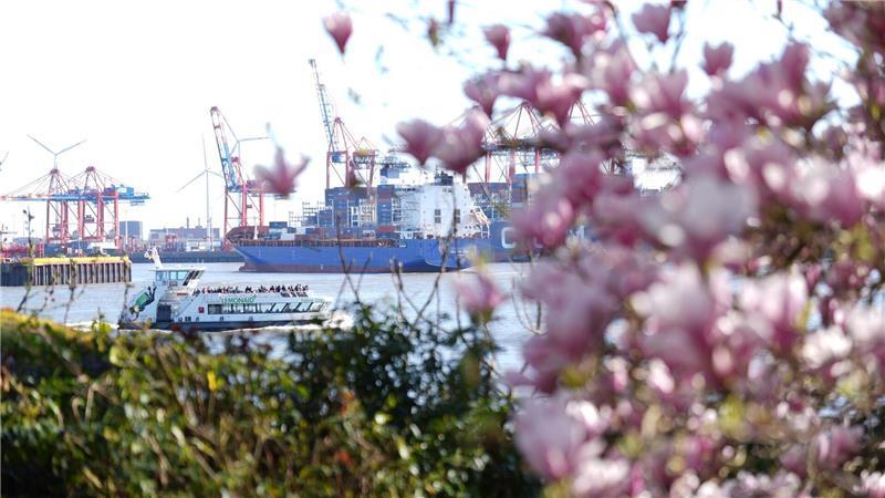 In Hamburg und Schleswig-Holstein können die Menschen weiter das Frühlingswetter genießen. 