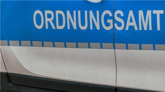 In Harsefeld geben sich Betrüger als Mitarbeiter des Ordnungsamtes aus.