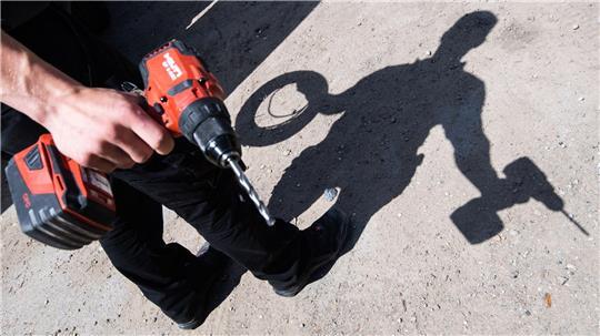 In Hildesheim hielt ein Passant einen Akkuschrauber für eine Schusswaffe und alarmierte die Polizei. (Symbolbild)