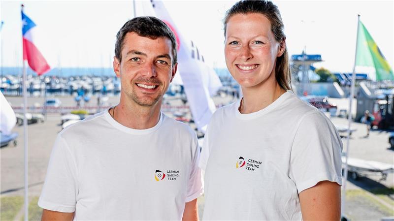 Nationalsegler: Sieg und Platz zwei beim Sailing Grand Slam In Hyères erfolgreich: das 470er-Duo Simon Diesch (l) und Anna Markfort.