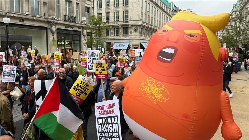 In London kamen Tausende zu einem Protest gegen den Staatsbesuch.