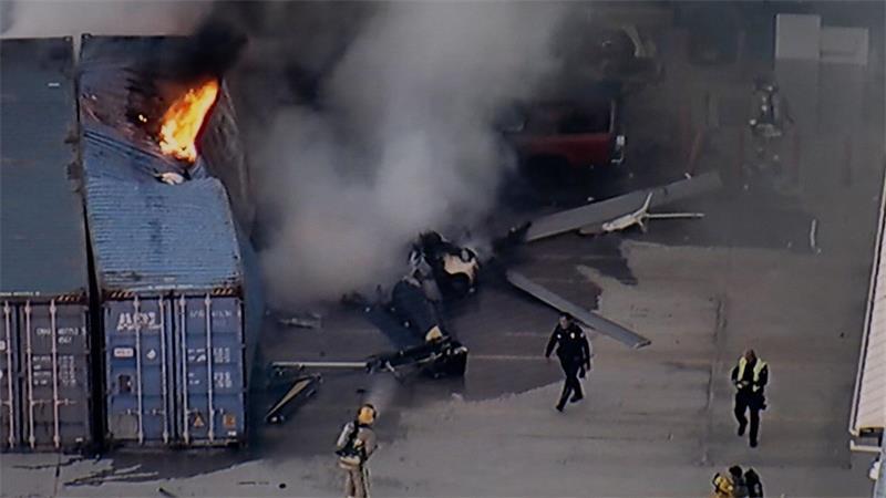 In Los Angeles ist ein Hubschrauber abgestürzt und in Flammen aufgegangen.