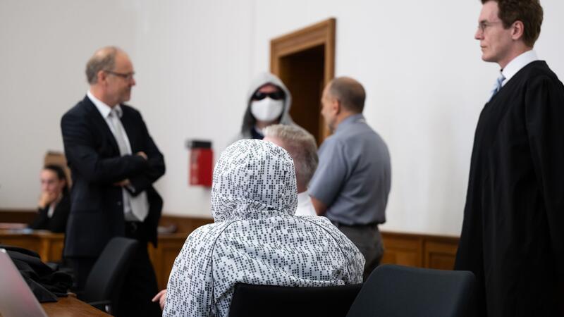 Keine Geständnisse im Rechtsrock-Prozess in Lüneburg In Lüneburg läuft der Prozess gegen die fünf Männer, die rechtsradikale Tonträger produziert haben sollen. (Archivbild)