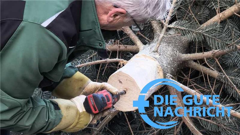 In Mulsum geht es um angebohrte und leuchtende Weihnachtsbäume, während sich in Guderhandviertel Senioren über gespendete Geschenke freuen.