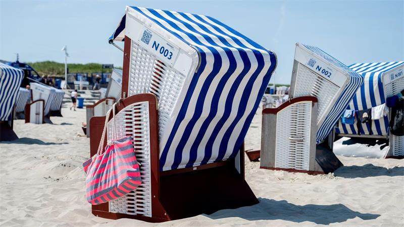 In Niedersachsen und Bremen wird es am Wochenende wieder sommerlich. (Symbolbild)
