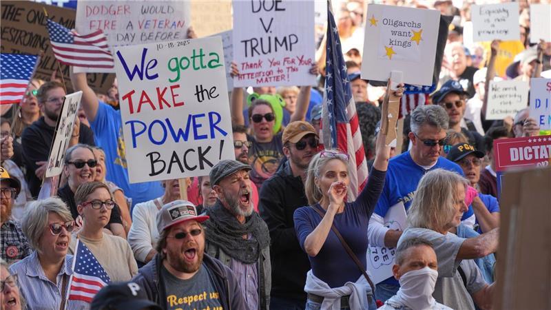 „No Kings“: Wieder Massenproteste gegen Trump in den USA In Pittsburgh ging es vor allem um Waffengesetze und eine bevorstehende Kommunalwahl.