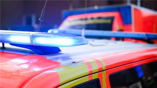 In Rahlstedt wird eine 60-jährige Autofahrerin bei einem Unfall lebensgefährlich verletzt. (Symbolbild)