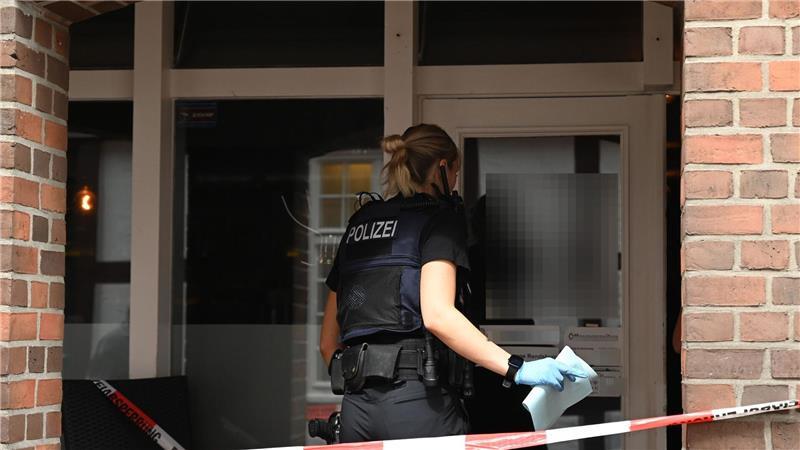 In Rendsburg sorgt ein Hinweis auf eine Waffe für einen Polizeieinsatz.