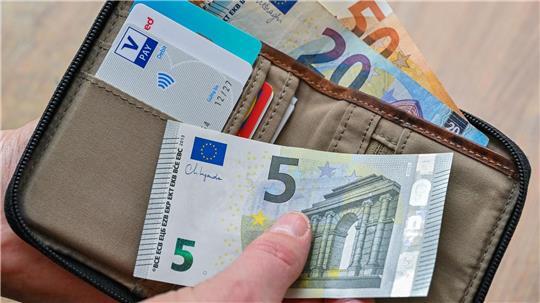 In Schleswig-Holstein sind die Reallöhne um 2,1 Prozent gestiegen (Symbolbild).