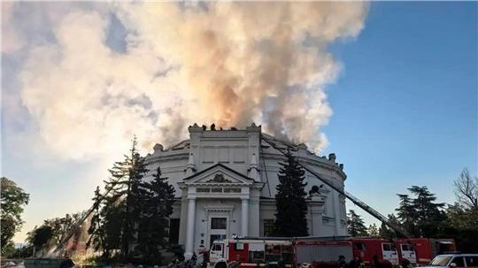 In Sewastopol traf ein ukrainischer Drohnenangriff ein Geschichtsmuseum. 