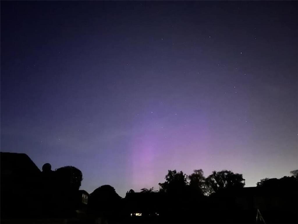 In Stade konnte Christoph einen lilanen Schleier am Himmel erkennen.