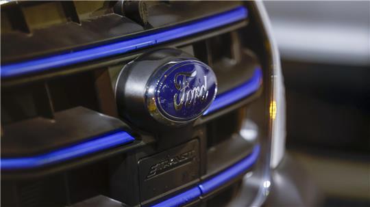 In Stade sind zwei Ford Transit Transporter geknackt worden.